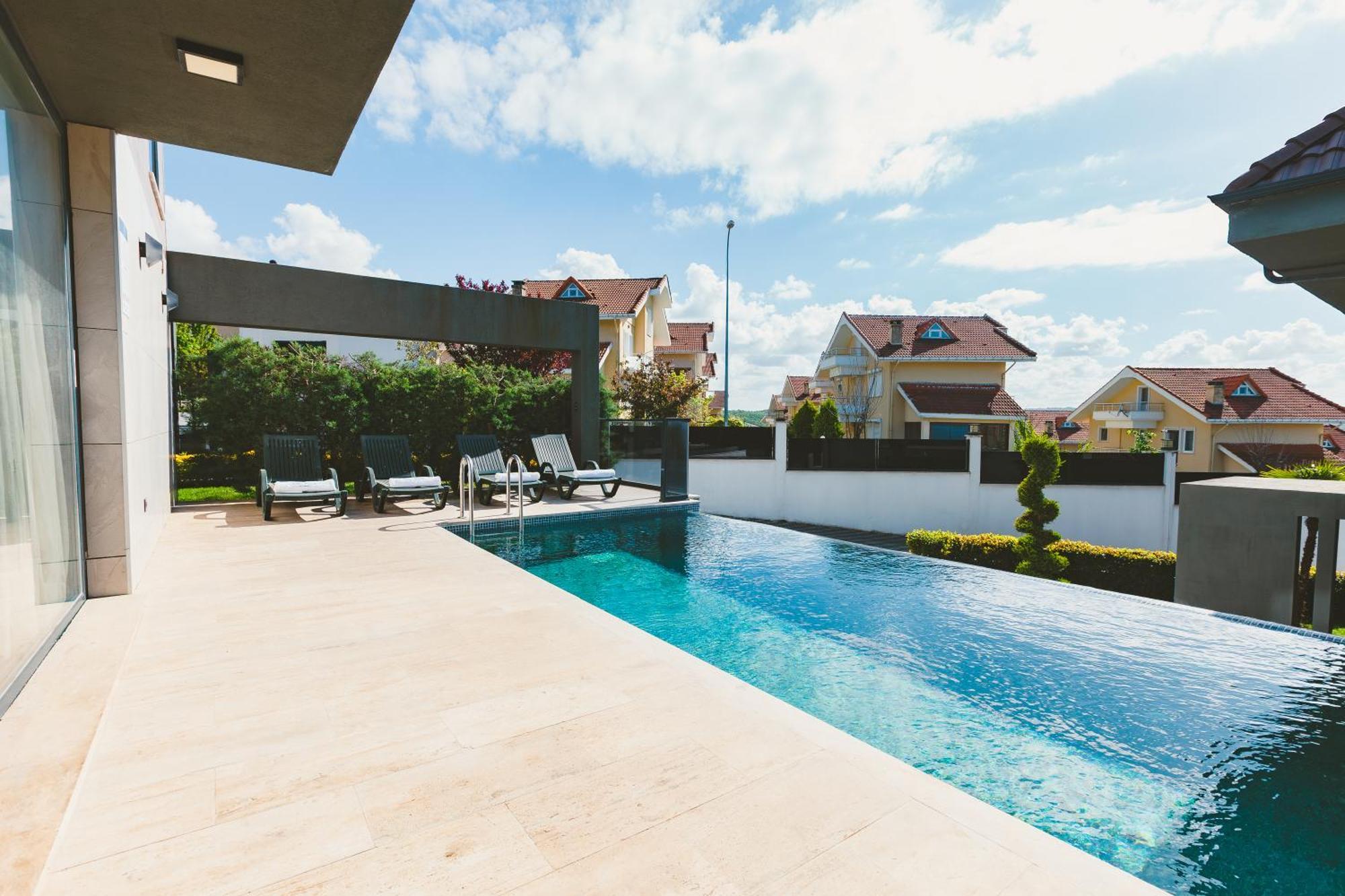 Royal Blue Istanbul - Luxury Villas מראה חיצוני תמונה