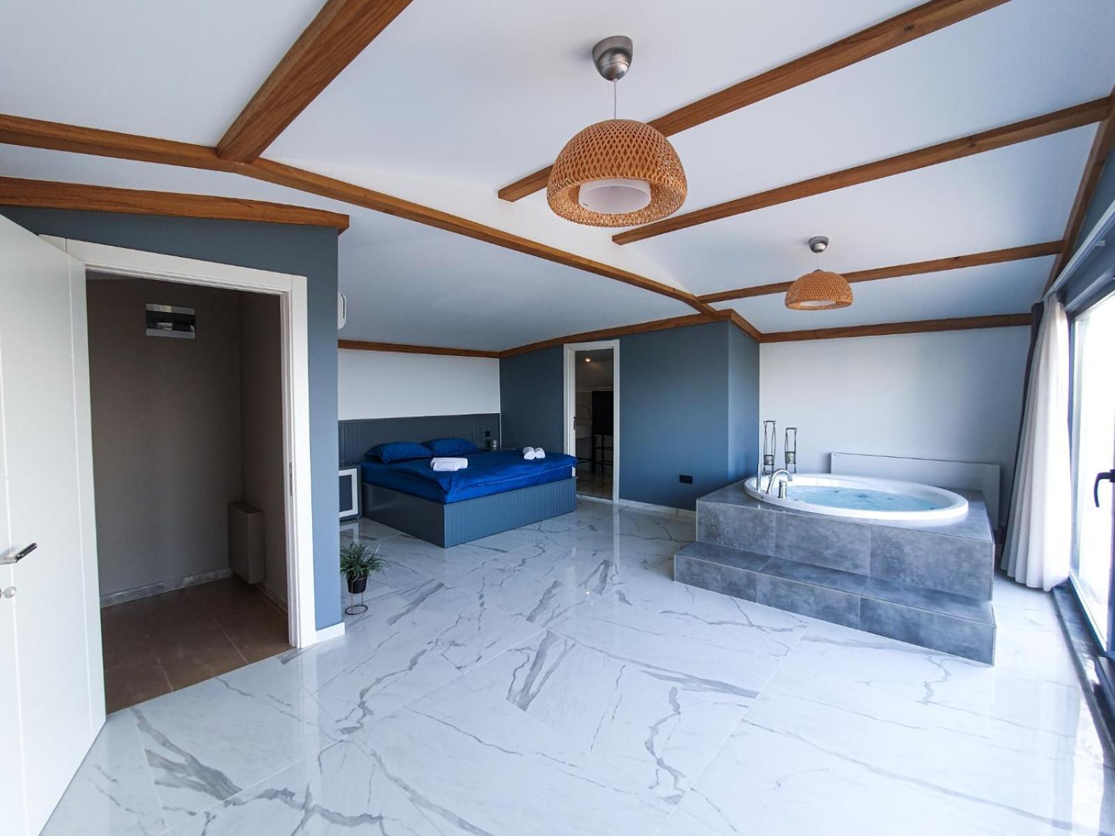 Royal Blue Istanbul - Luxury Villas מראה חיצוני תמונה